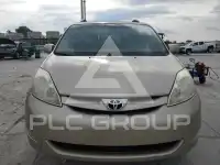 2010 Toyota SIENNA фото