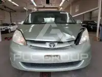 2010 Toyota SIENNA фото