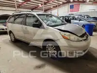 2010 Toyota SIENNA фото
