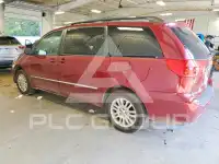 2010 Toyota SIENNA фото