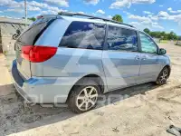 2010 Toyota SIENNA фото