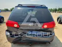 2010 Toyota SIENNA фото