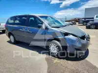2010 Toyota SIENNA фото