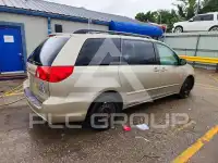2010 Toyota SIENNA фото