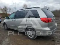 2010 Toyota SIENNA фото