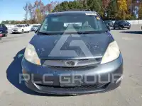 2010 Toyota SIENNA фото