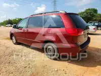 2010 Toyota SIENNA фото