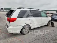 2010 Toyota SIENNA фото