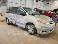 2010 Toyota SIENNA фото