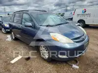 2010 Toyota SIENNA фото