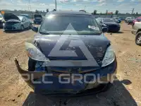 2010 Toyota SIENNA photo