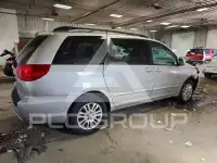 2010 Toyota SIENNA фото