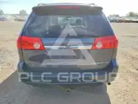 2010 Toyota SIENNA photo