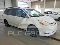2010 Toyota SIENNA фото