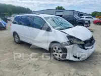 2010 Toyota SIENNA photo
