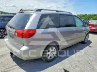 2010 Toyota SIENNA фото