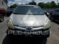 2010 Toyota SIENNA фото