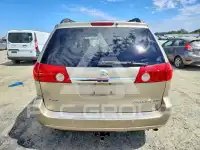 2010 Toyota SIENNA фото