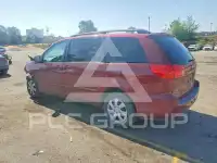 2010 Toyota SIENNA фото
