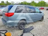 2010 Toyota SIENNA фото
