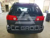 2010 Toyota SIENNA фото