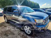 2010 Toyota SEQUOIA фото