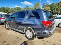 2010 Toyota SEQUOIA фото