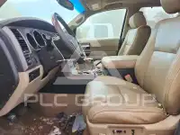 2010 Toyota SEQUOIA фото