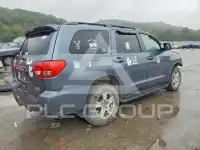 2010 Toyota SEQUOIA фото