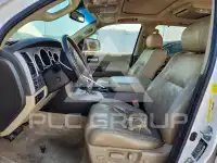 2010 Toyota SEQUOIA фото
