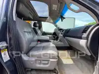 2010 Toyota SEQUOIA фото
