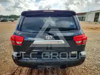 2010 Toyota SEQUOIA фото