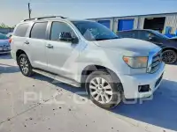 2010 Toyota SEQUOIA фото