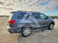 2010 Toyota SEQUOIA фото