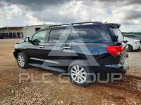 2010 Toyota SEQUOIA фото