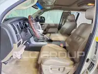 2010 Toyota SEQUOIA фото
