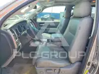 2010 Toyota SEQUOIA фото