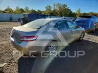 2010 Toyota CAMRY фото