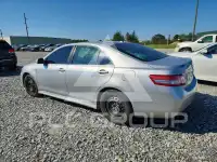 2010 Toyota CAMRY photo