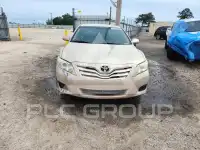 2010 Toyota CAMRY фото