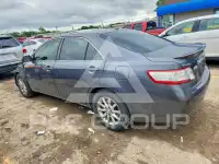 2010 Toyota CAMRY фото