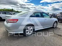 2010 Toyota CAMRY фото