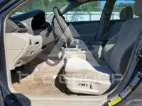 2010 Toyota CAMRY фото