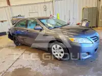 2010 Toyota CAMRY фото
