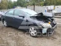 2010 Toyota CAMRY фото