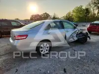 2010 Toyota CAMRY фото