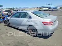 2010 Toyota CAMRY фото