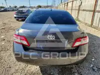 2010 Toyota CAMRY фото