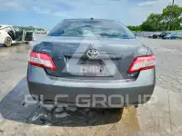 2010 Toyota CAMRY фото