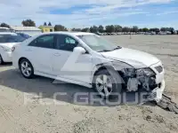 2010 Toyota CAMRY фото